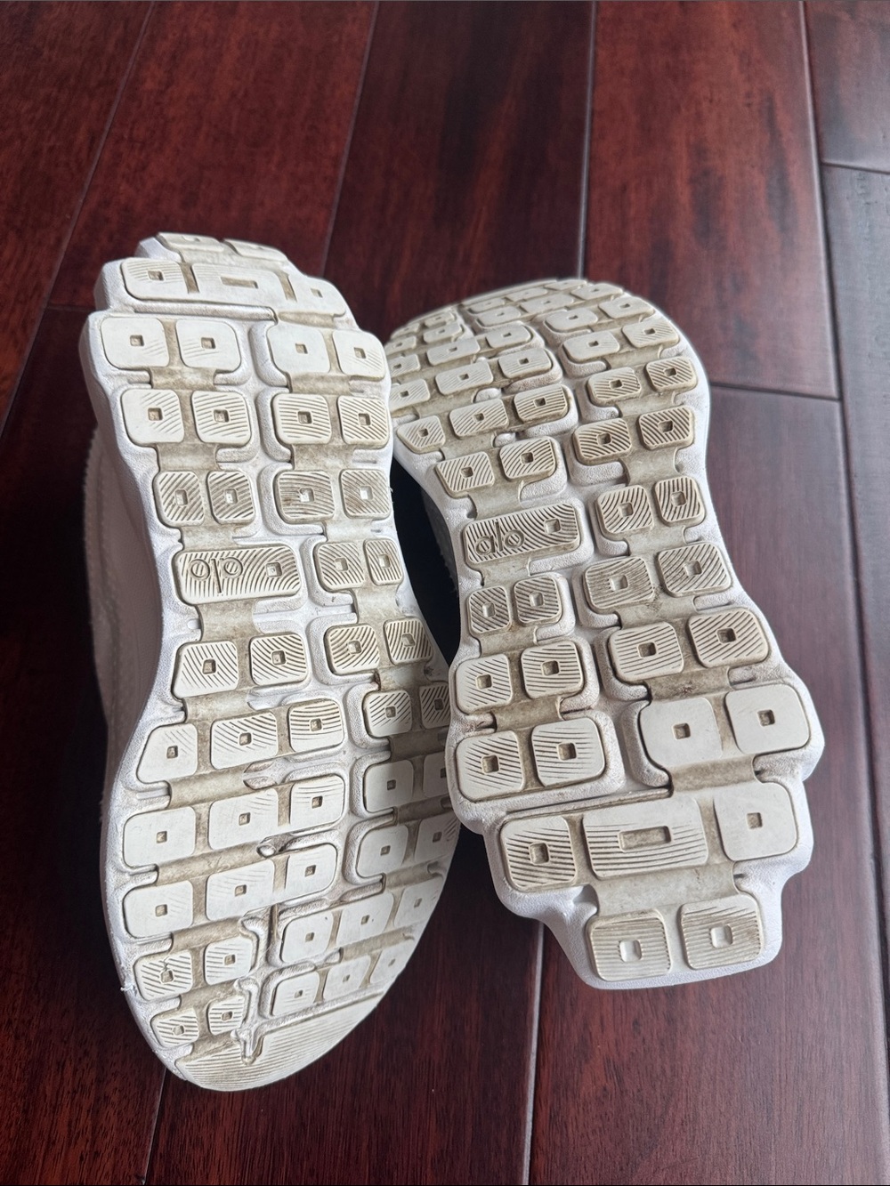 ALO Yoga White Knit Lace-Up Sneakers - Picture 4 of 4